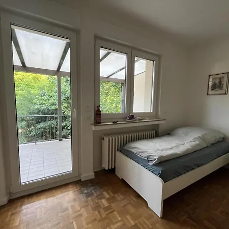 Cozy In Apartment Leverkusen